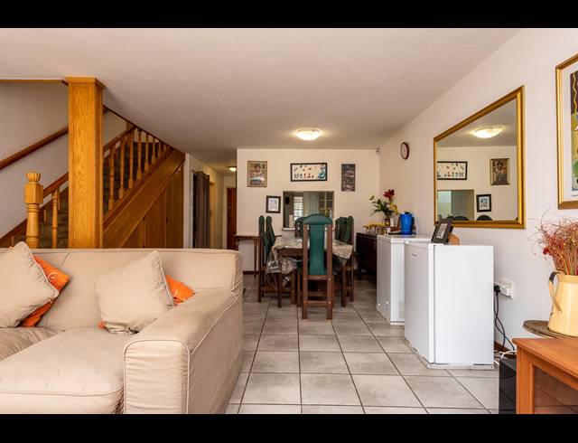 3 BEDROOM DUPLEX FOR SALE IN ROSEACRE